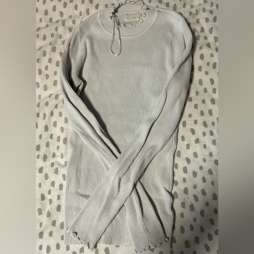 White long sleeve sweater shirt. Ribbed. Small.